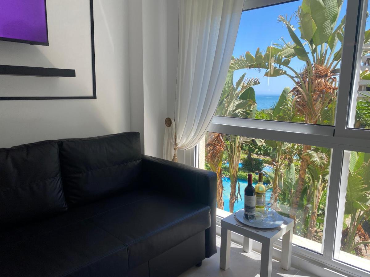 Modern Sea View Studio In Benal Beach Benalmadena Luaran gambar