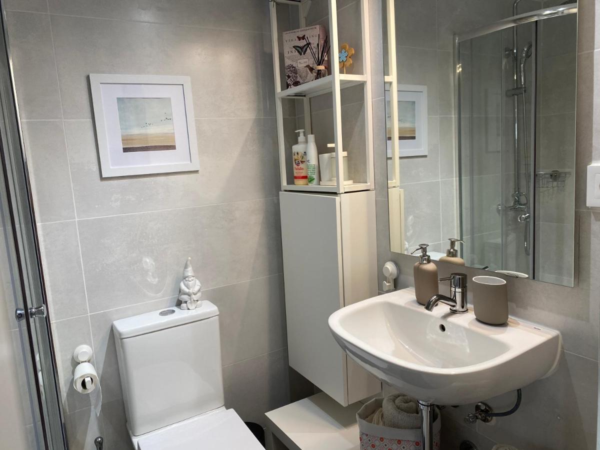 Modern Sea View Studio In Benal Beach Benalmadena Luaran gambar
